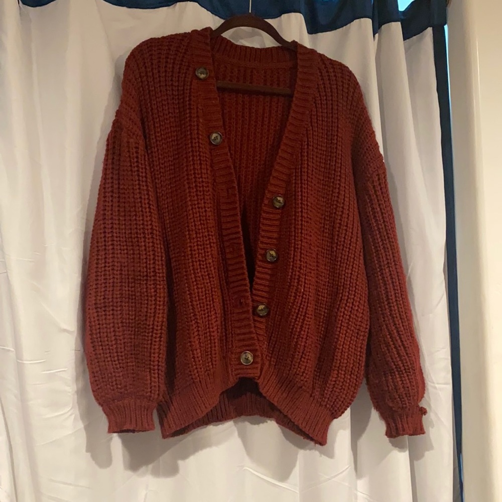 Cable knit cardigan